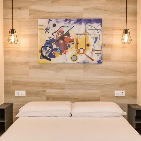 Atic Moon Miami * Empuriabrava